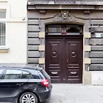 Apartment Tyzenhauz Krowoderska Street