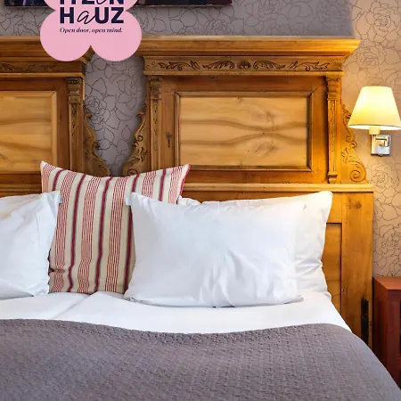 Tyzenhauz Krowoderska Street * 克拉科夫