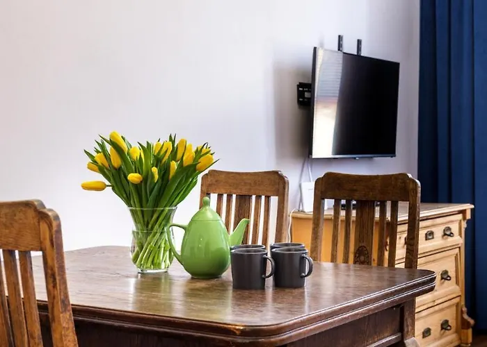 Tyzenhauz Krowoderska Street