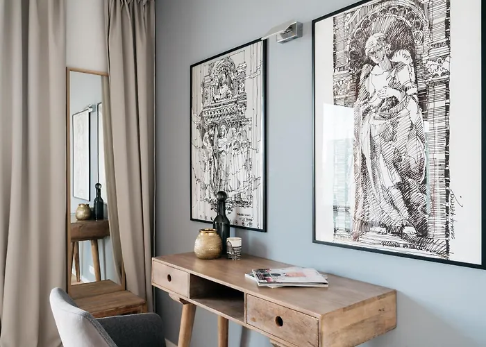 Tyzenhauz Krowoderska Street * 克拉科夫