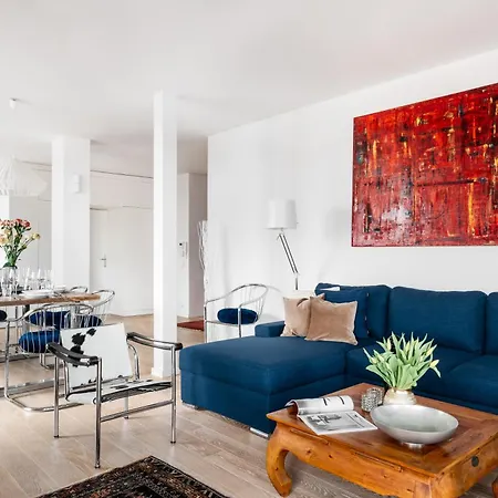 Tyzenhauz Krowoderska Street Apartment Krakow
